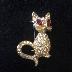 Jewelled Cat Pin